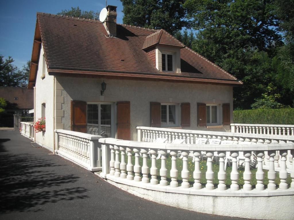 Les Chambres Du Lac Forges-les-Eaux Exterior photo